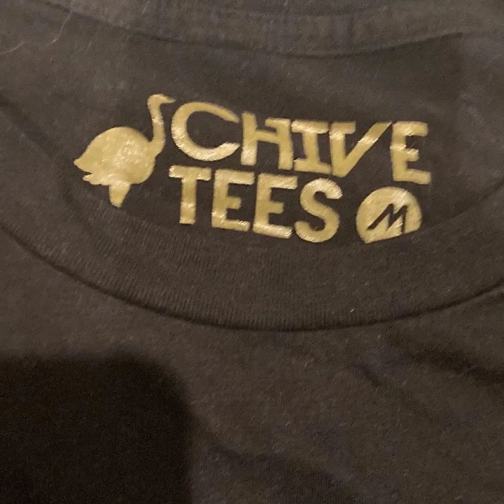 Chive Tee - Picture 2 of 2